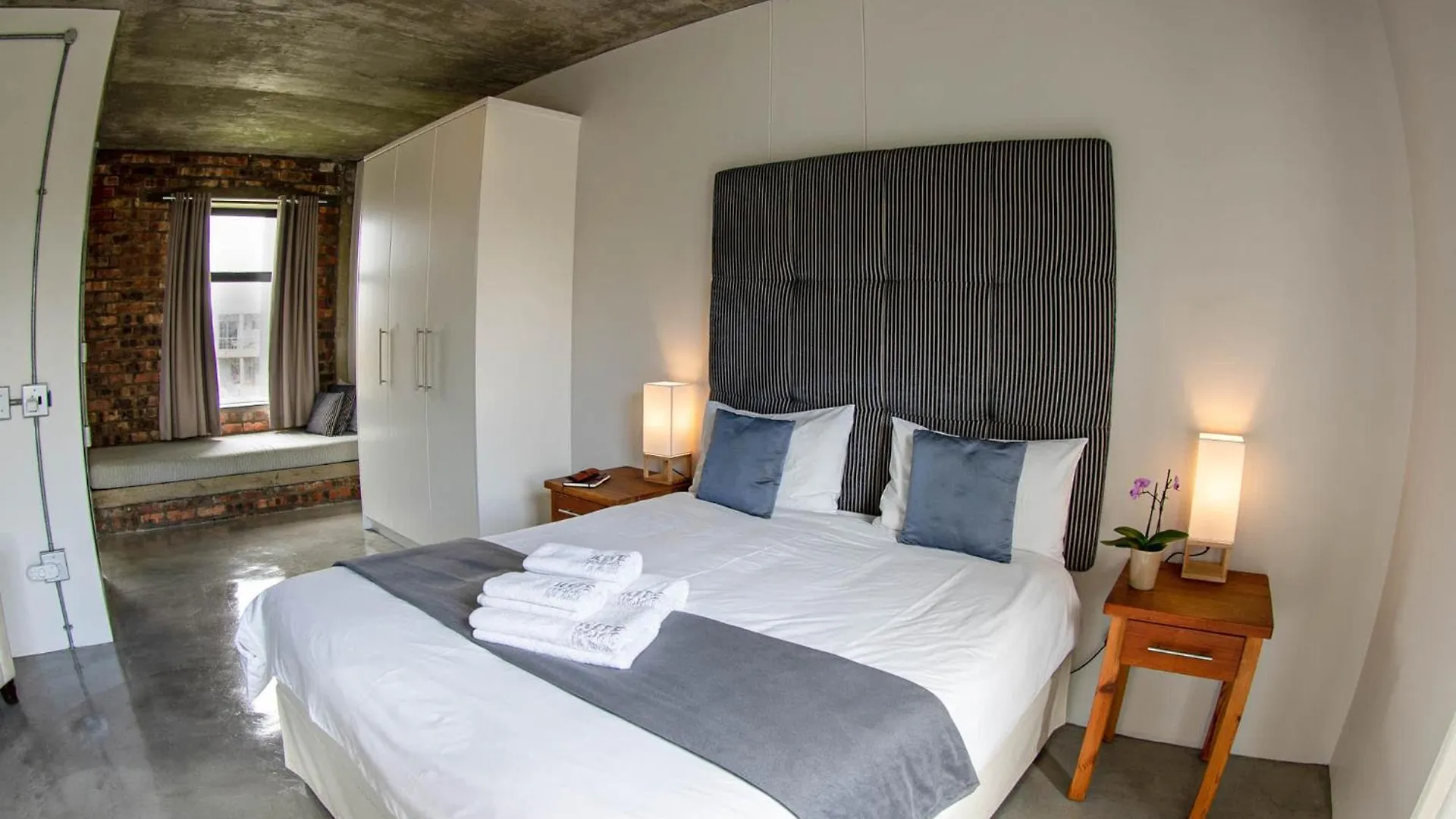 Rooftop Pool Villa - Walk To Beach, Mountain Views! Sunset Mansion, Kapstadt